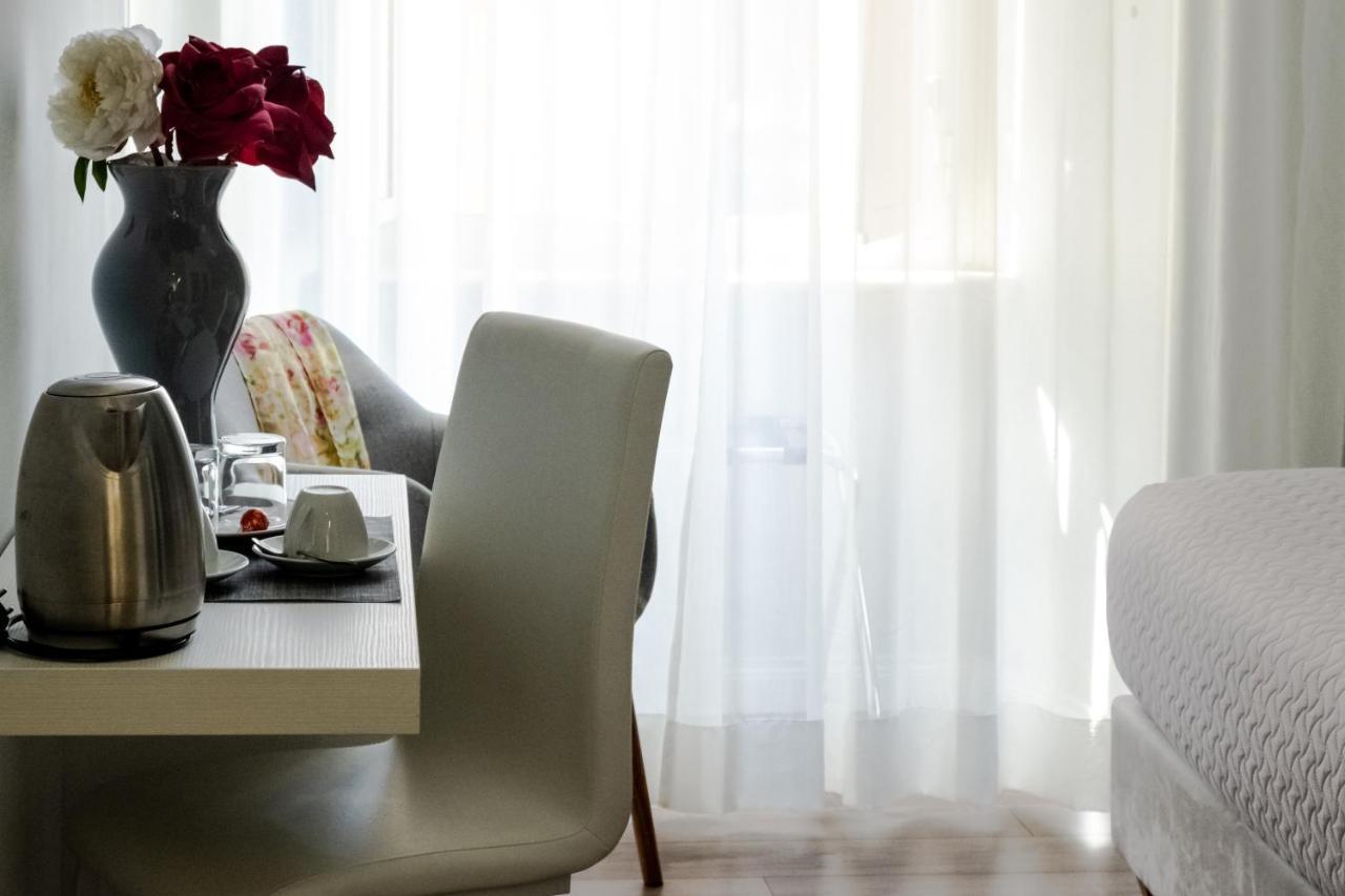 Eighty Four Luxury Rooms Roma Exterior foto