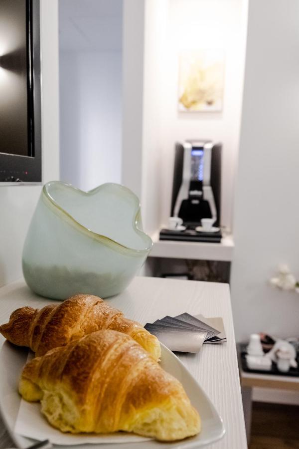 Eighty Four Luxury Rooms Roma Exterior foto