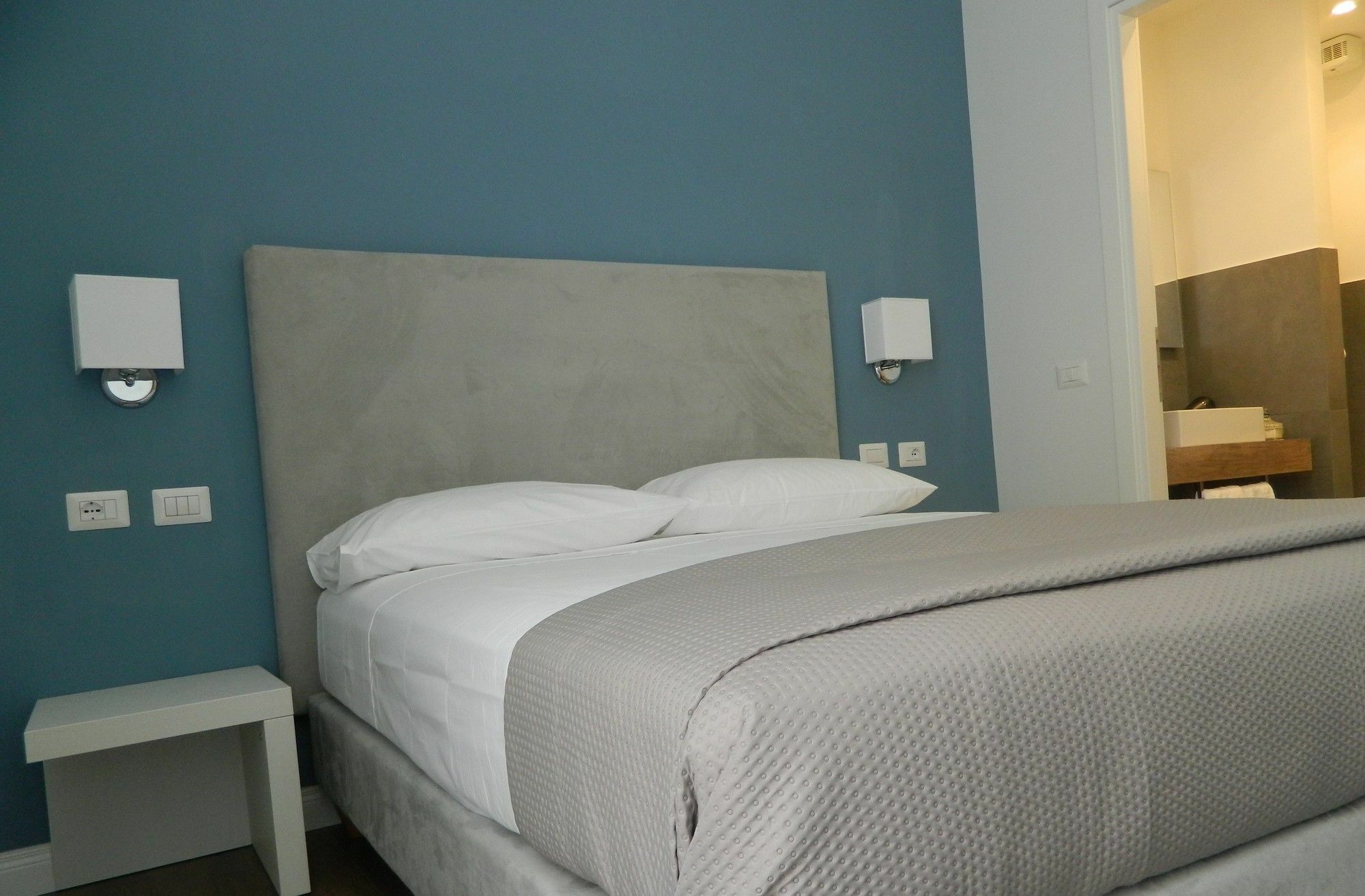Eighty Four Luxury Rooms Roma Exterior foto